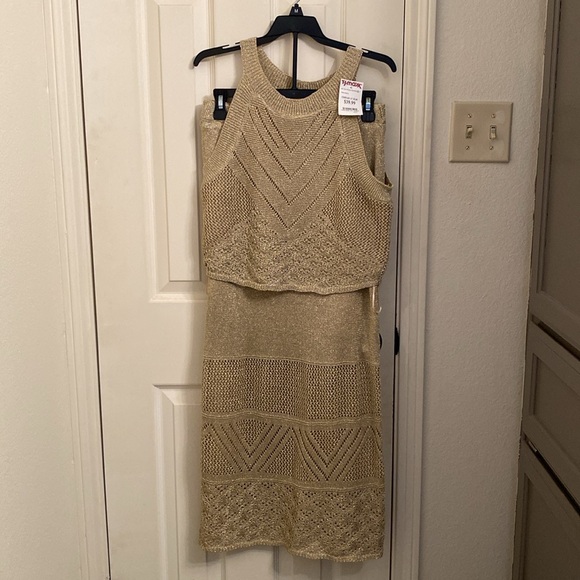 House of Harlow 2-Piece Set - Picture 2 of 9